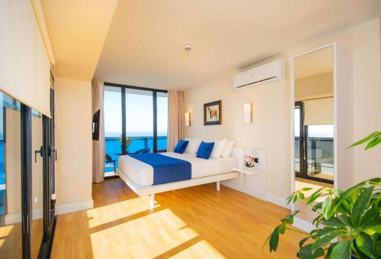 Seaside Resort In New Orbi Twins Batumi Exterior foto